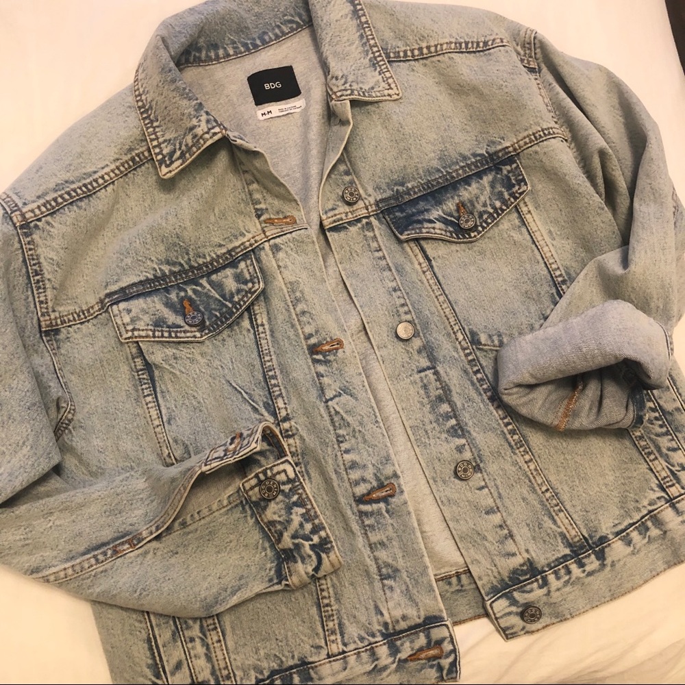 BDG Relaxed Trucker Denim Jacket